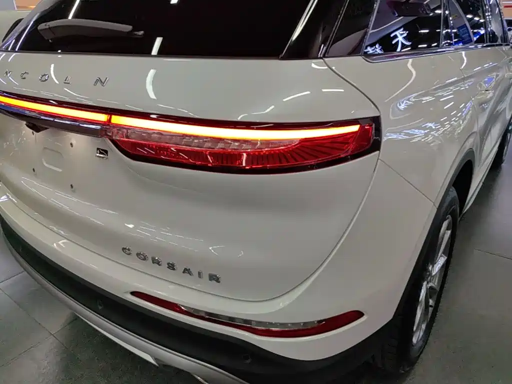 Lincoln Corsair 2021 — фото 24