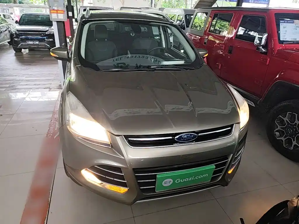 Ford Kuga 2015 — фото 3