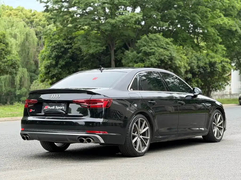 Audi S4 2019 — фото 4