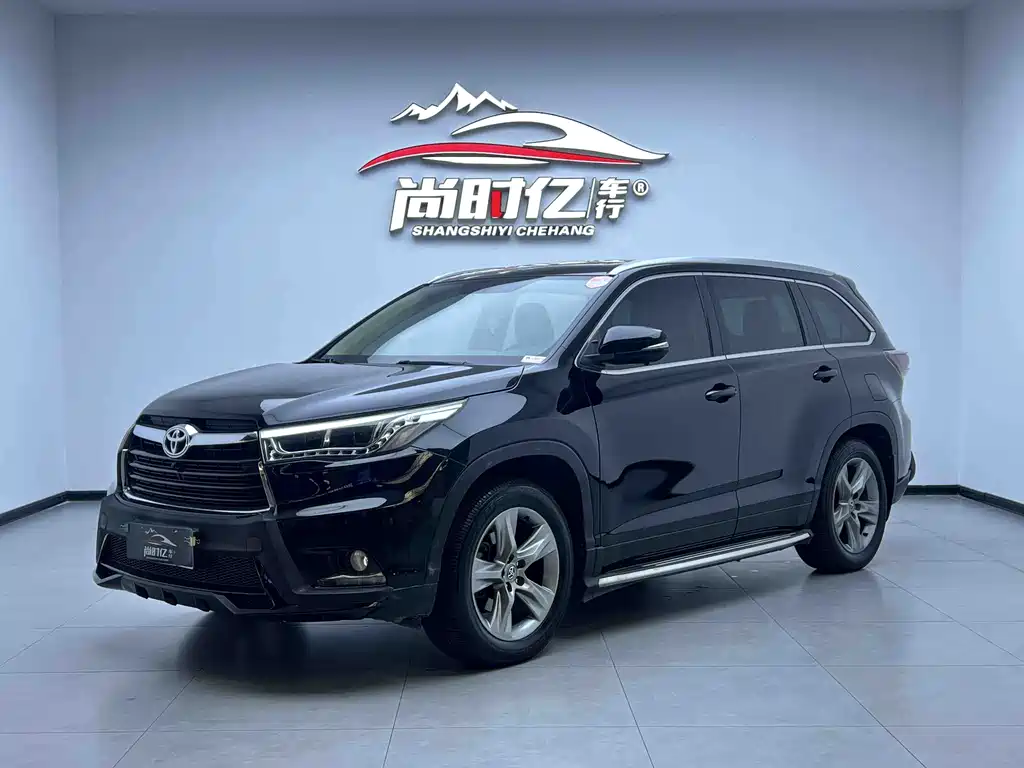 Toyota Highlander 2015 — фото 1