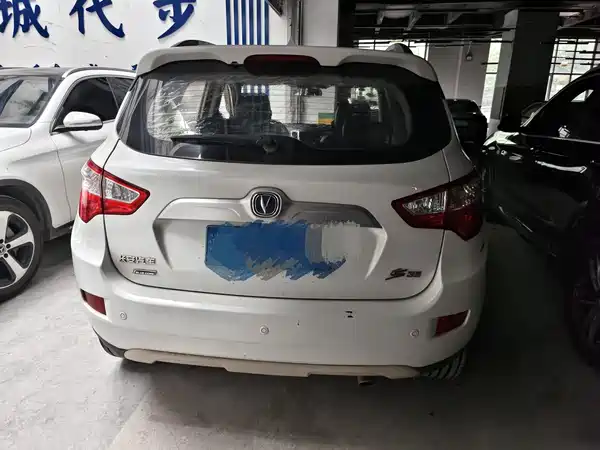 Changan CS35 2015
