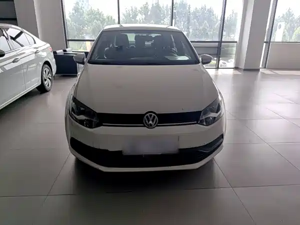 Volkswagen Polo 2016