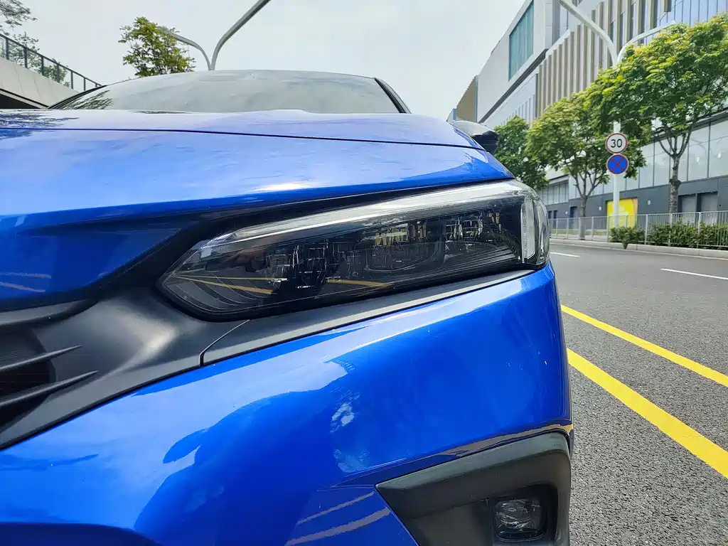 Honda Civic 2023 — фото 15