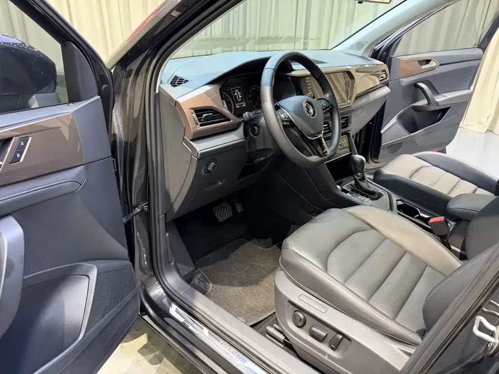 Volkswagen Tharu 2021