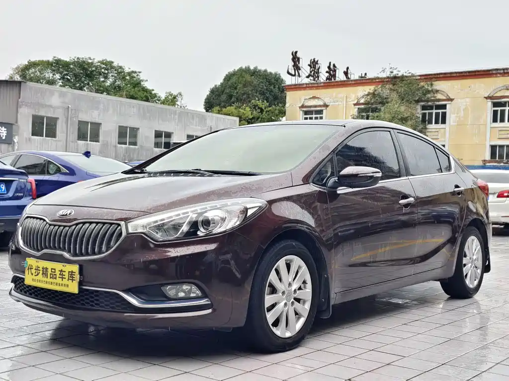 Kia K3 2015 — фото 1