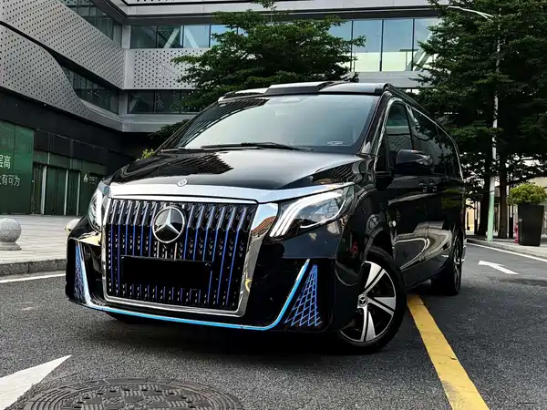 Mercedes-Benz Vito 2024