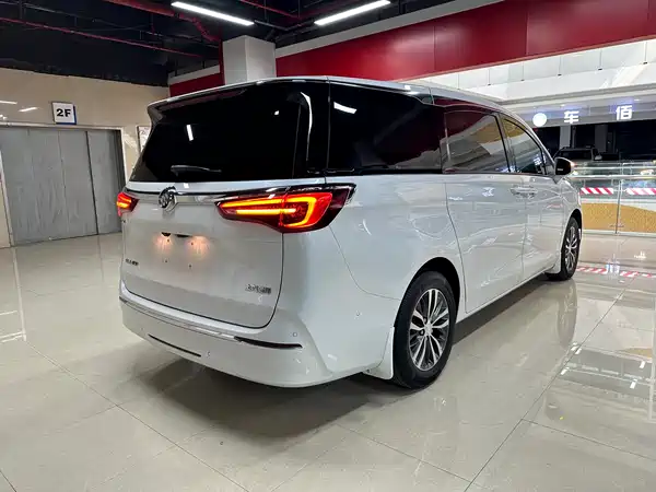 Buick GL8 2021