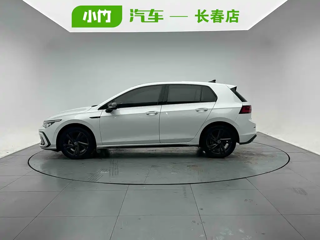 Volkswagen Golf 2023