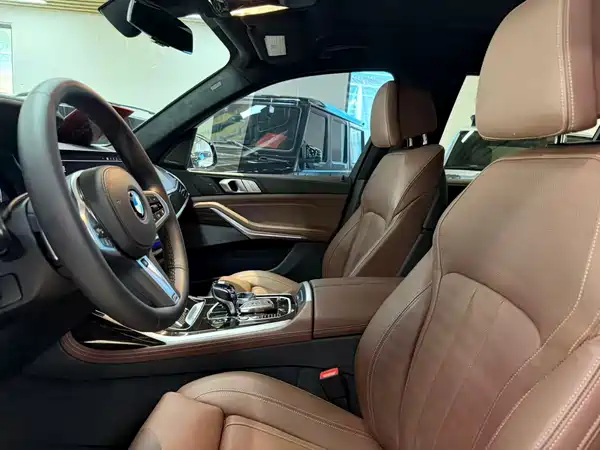 BMW X7 2019