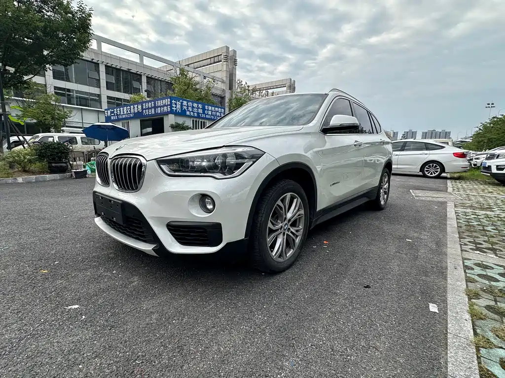 BMW X1 2017 — фото 3