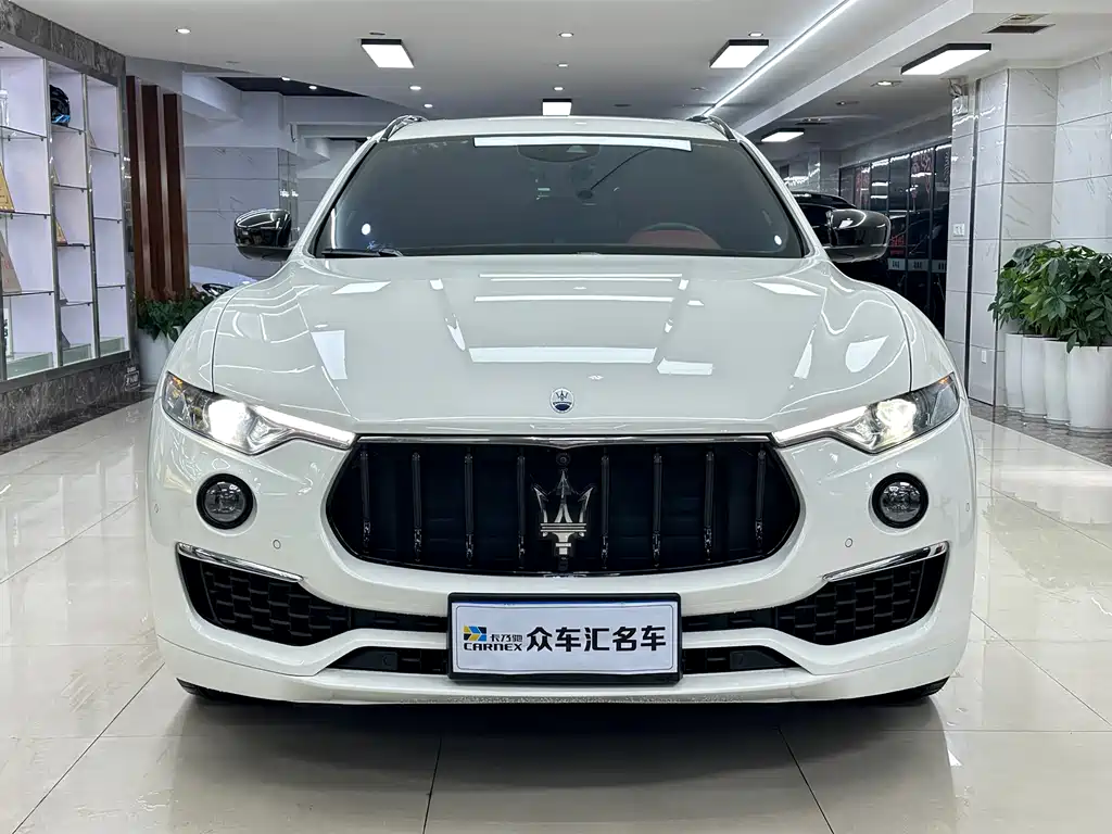 Maserati Levante 2022