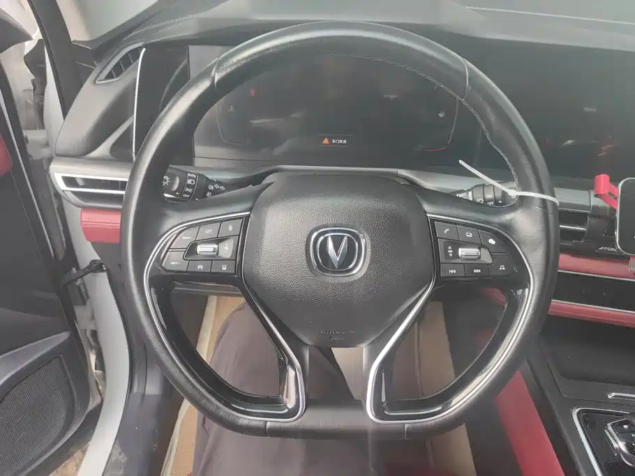 Changan CS75PLUS 2020 — фото 15