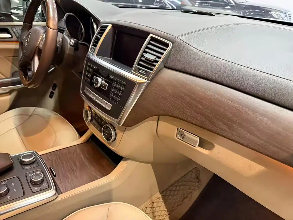 Mercedes-Benz GL-Class 2013 — фото 16