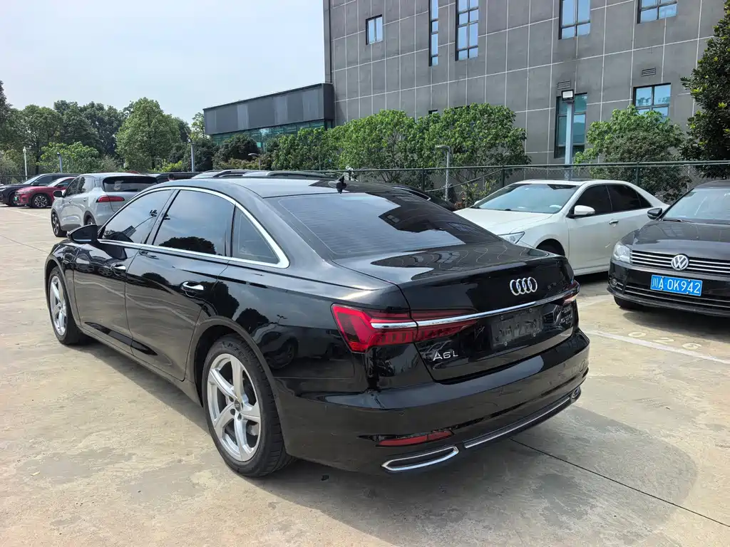 Audi A6L 2021