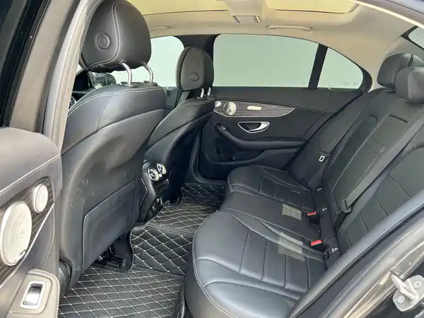 Mercedes-Benz C-Class 2022