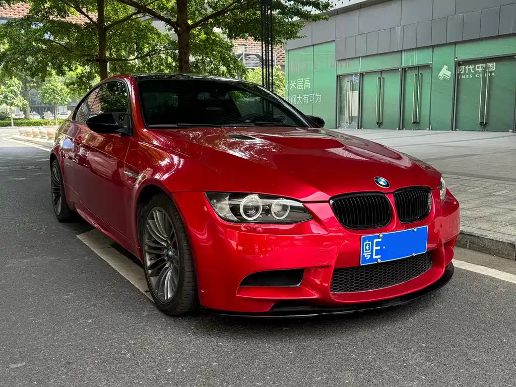 BMW M3 2011