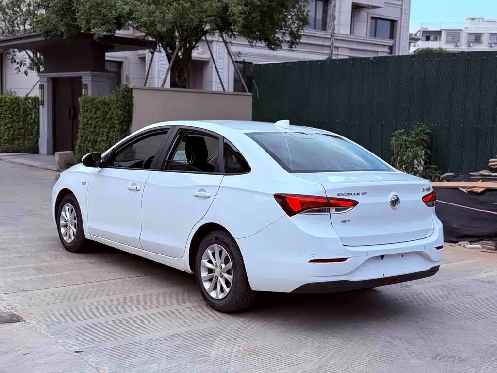 Buick Excelle 2020