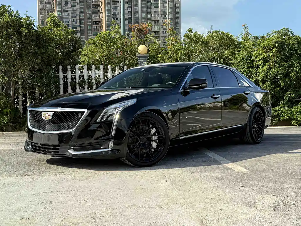 Cadillac CT6 2017 — фото 1