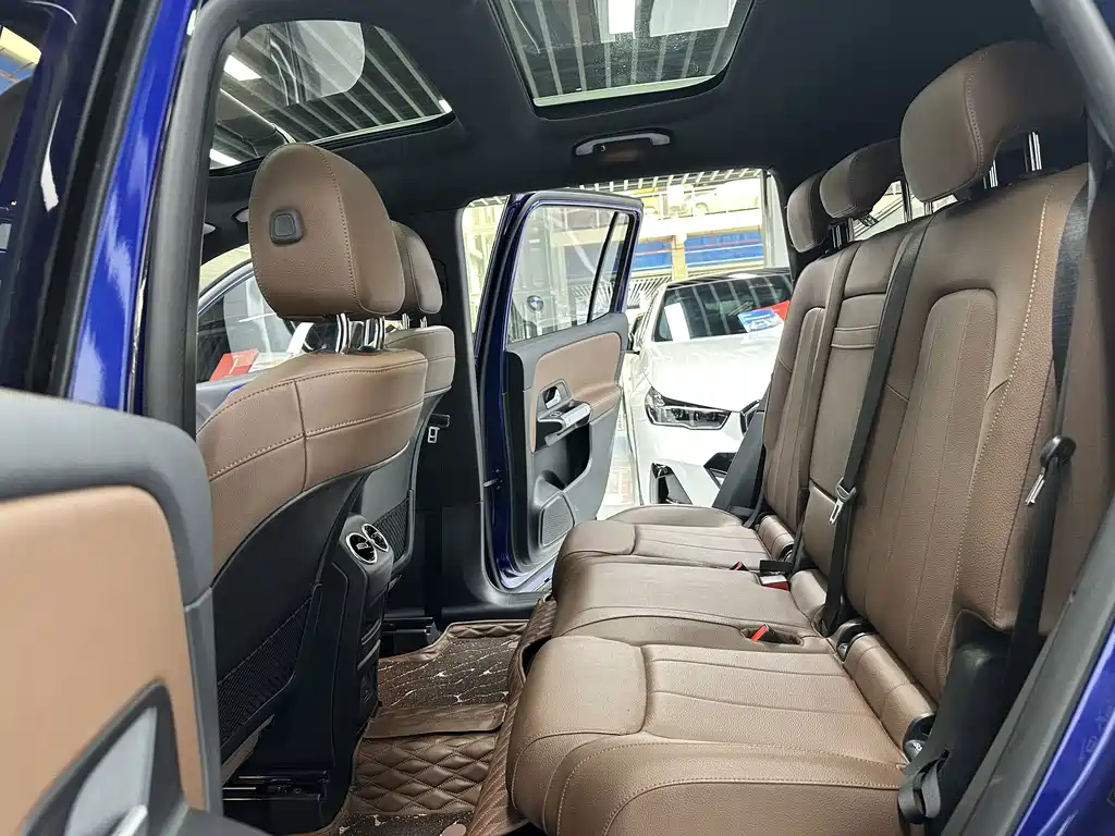 Mercedes-Benz GLB 2021