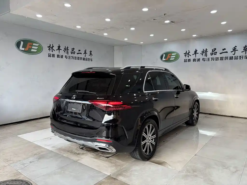 Mercedes-Benz GLE 2025