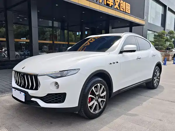 Maserati Levante 2016