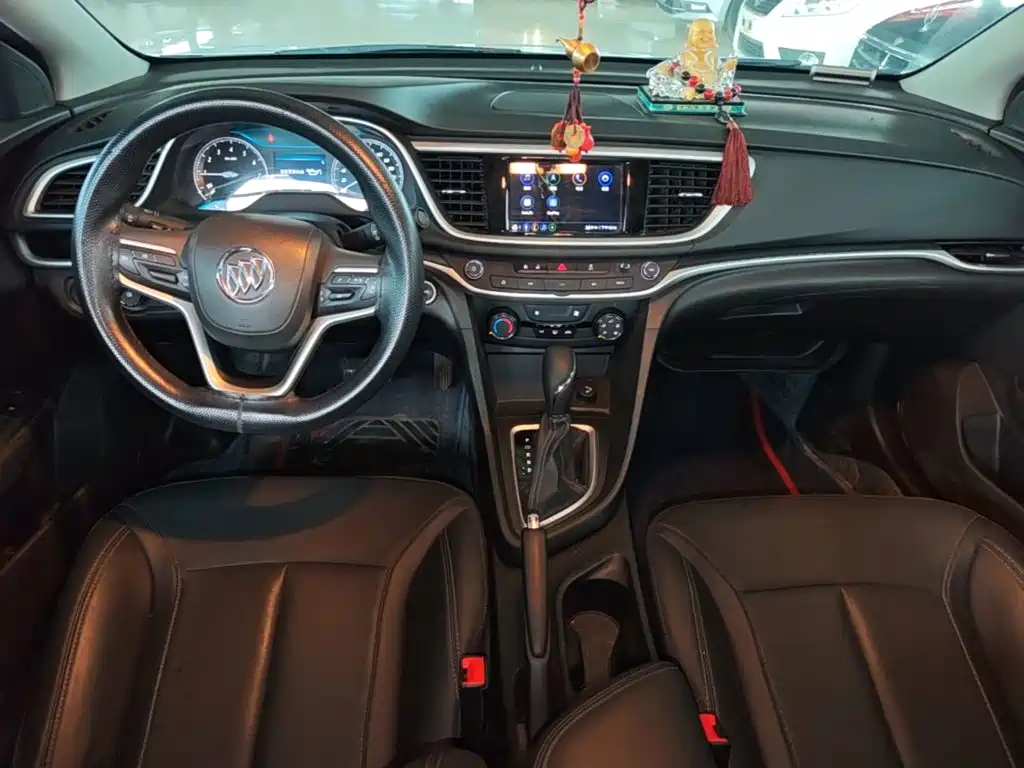 Buick Excelle 2022 — фото 10