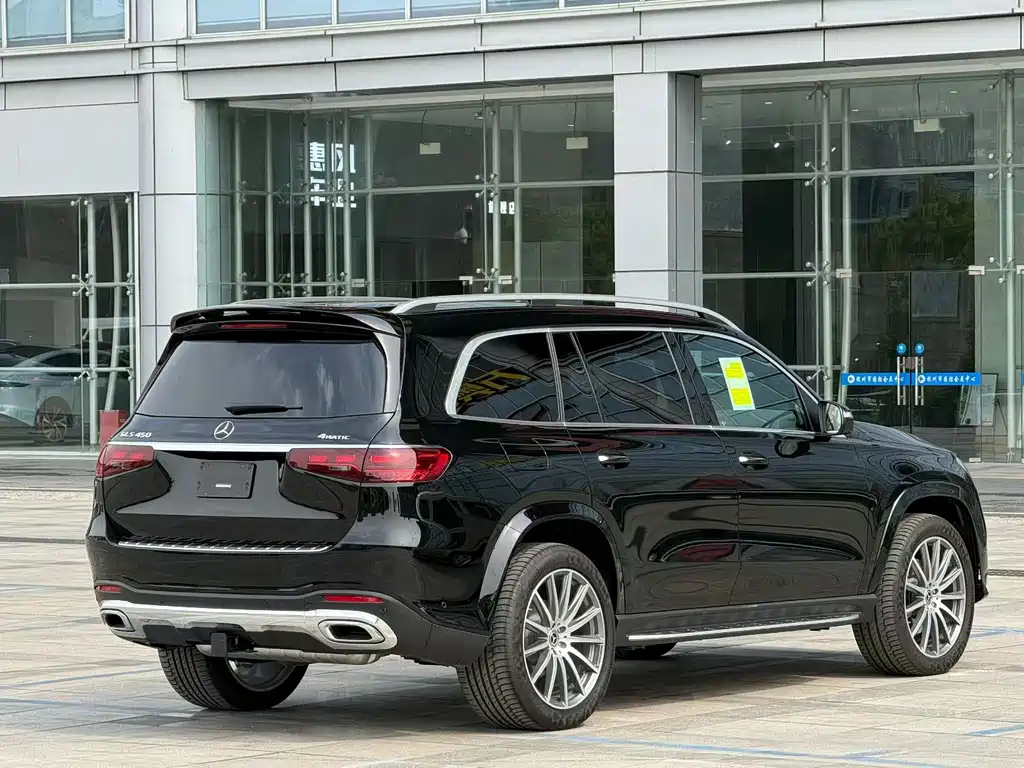 Mercedes-Benz GLS — фото 9