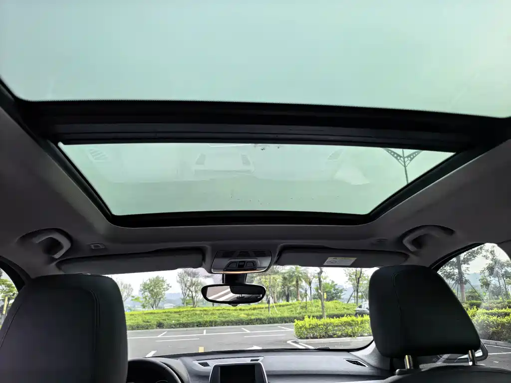 BMW X1 2018 — фото 14