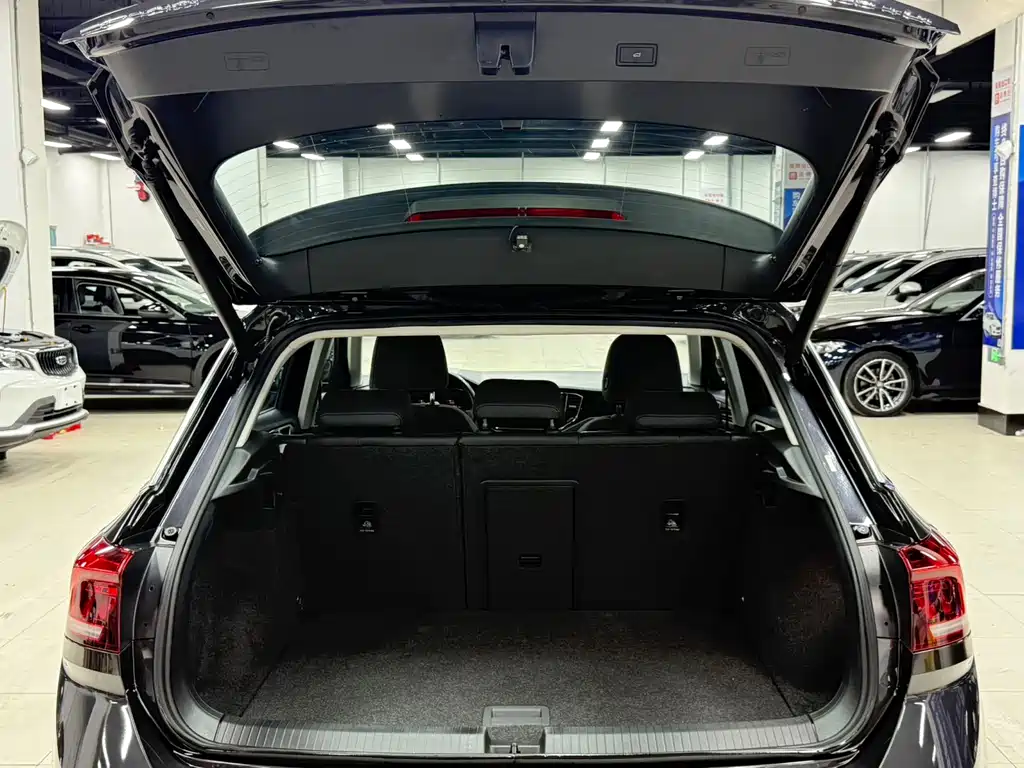 Volkswagen T-Roc 2022 — фото 22