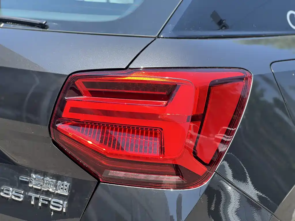 Audi Q2L 2026 — фото 12