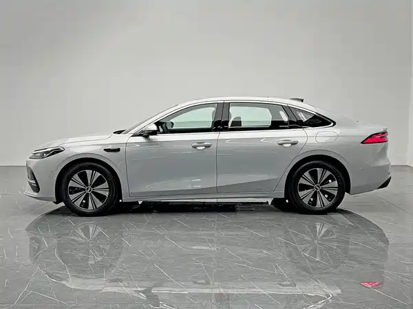Geely Galaxy A7 EM 2025