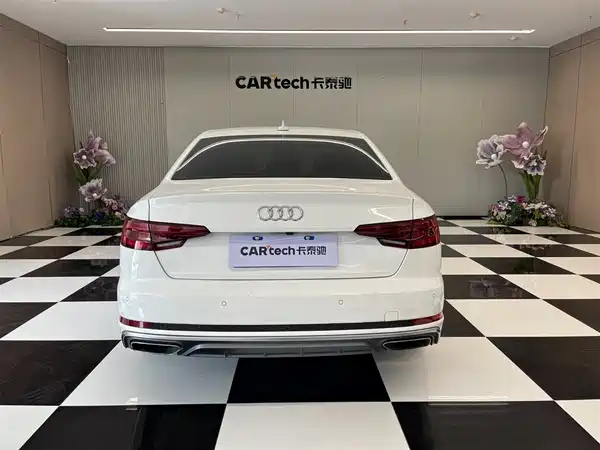 Audi A4L 2019