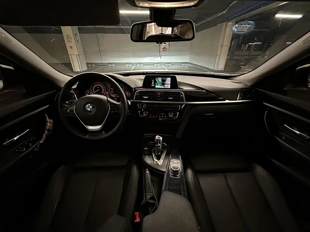 BMW 3 Series GT 2018 — фото 21
