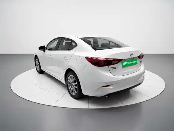 Mazda 3 Axela 2019