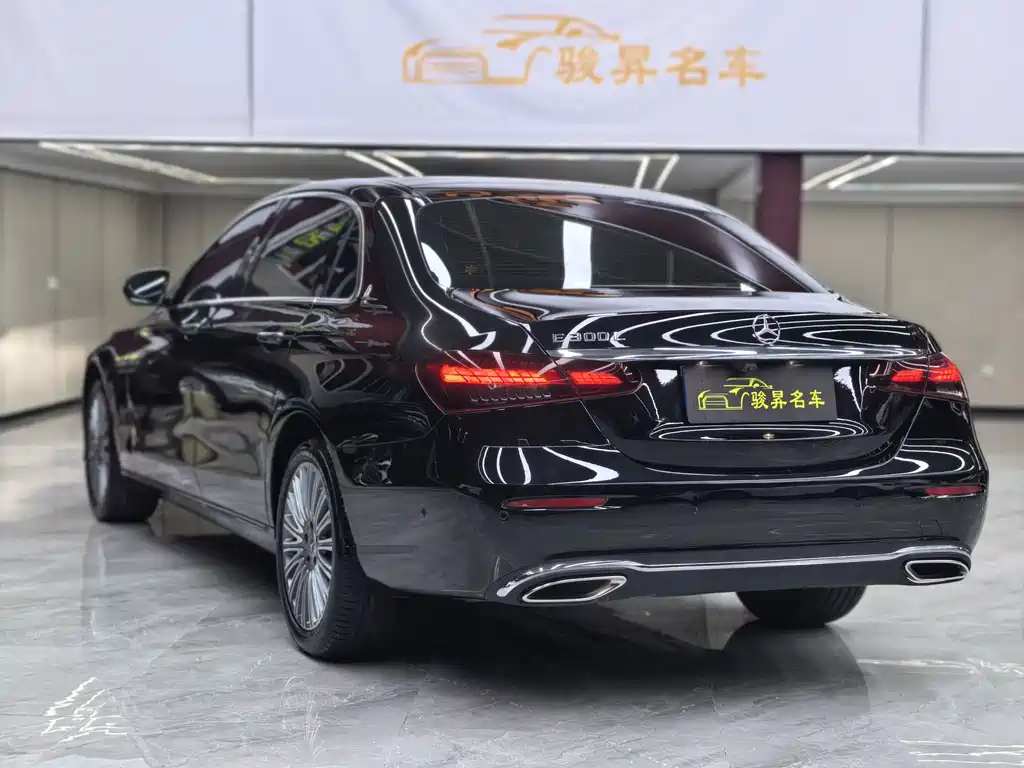 Mercedes-Benz E-Class 2021