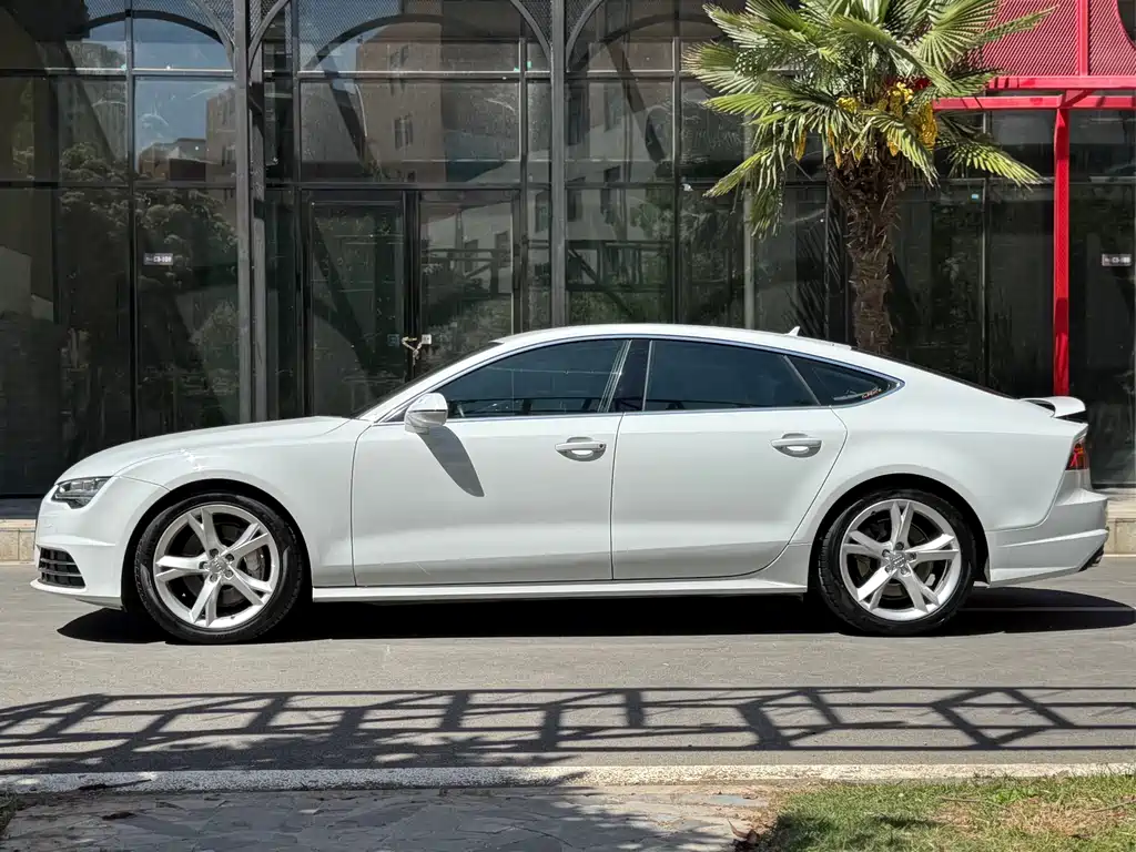 Audi A7 2017 — фото 28