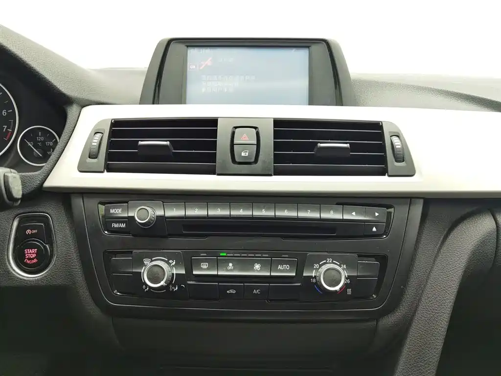 BMW 3 Series 2013 — фото 12
