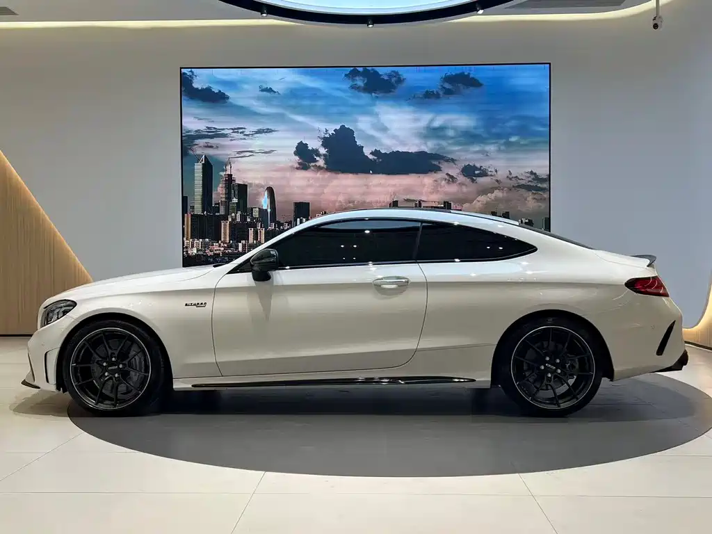 Mercedes-Benz C-Class AMG 2021 — фото 3
