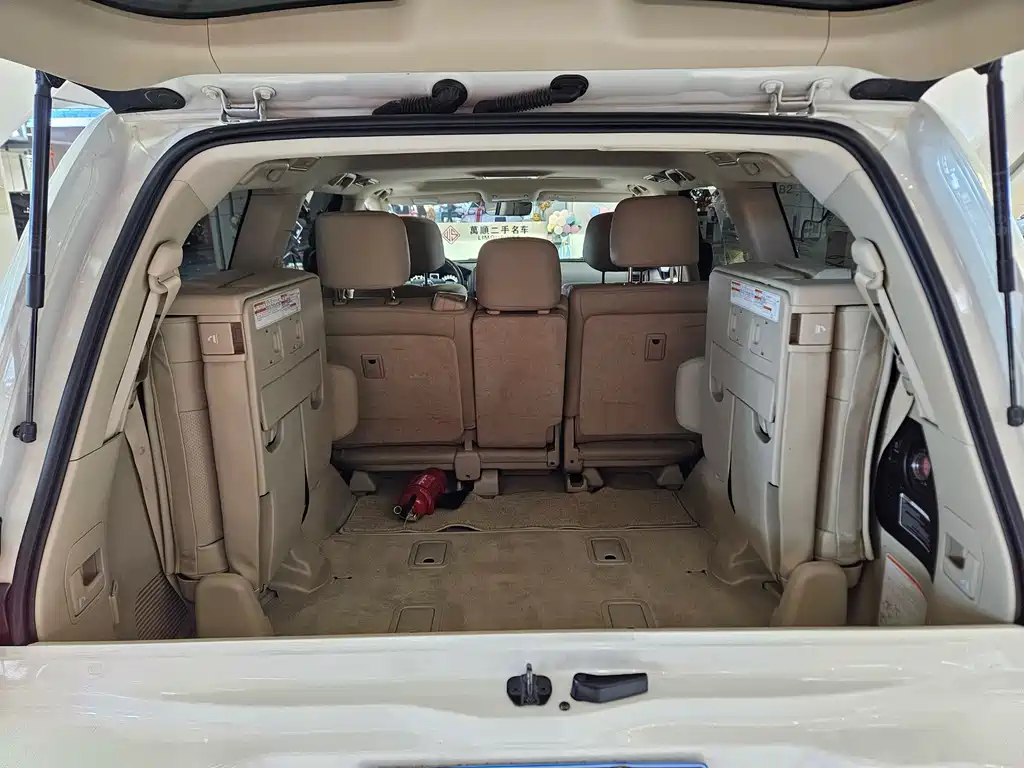 Toyota Land Cruiser 2020 — фото 24