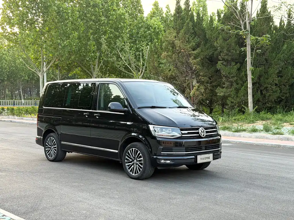 Volkswagen Multivan 2018 — фото 3