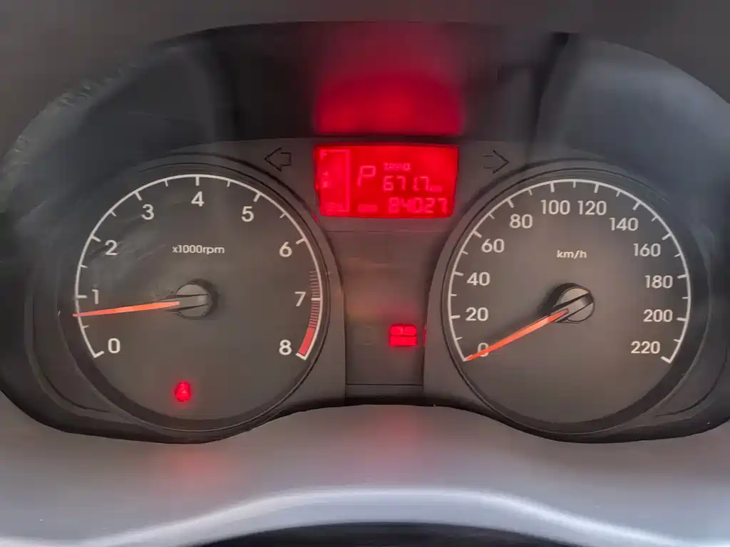 Hyundai Verna 2015 — фото 10