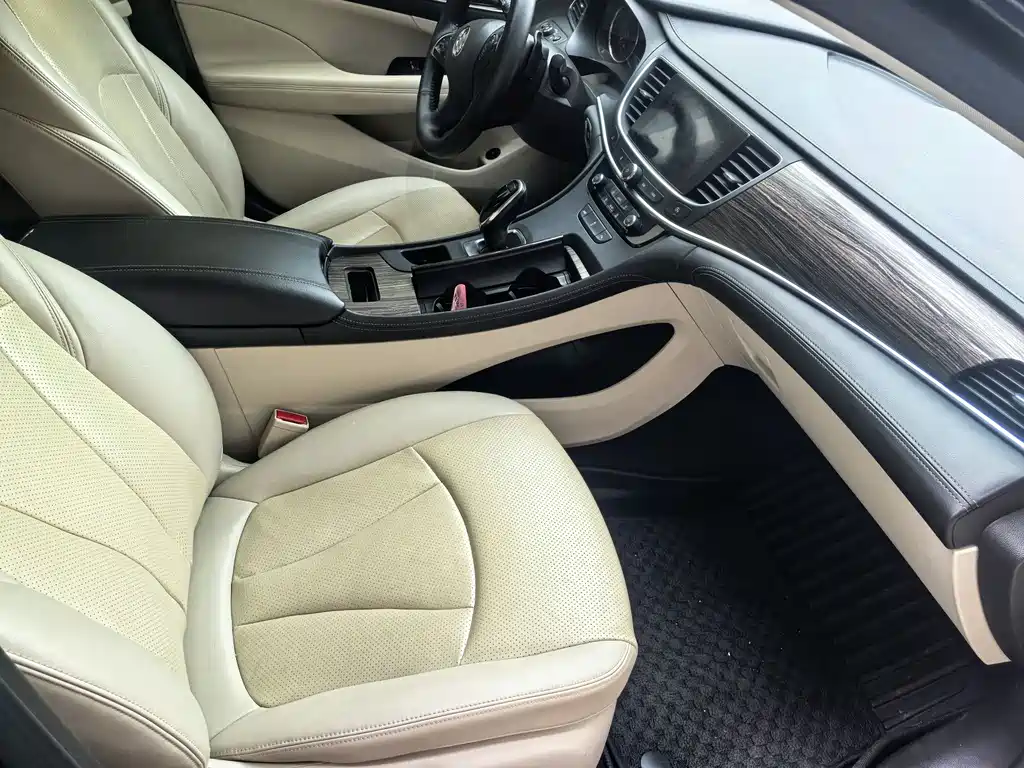 Buick LaCrosse 2020 — фото 10