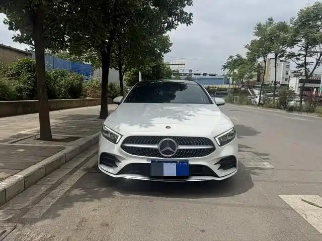 Mercedes-Benz A-Class 2020 — фото 2