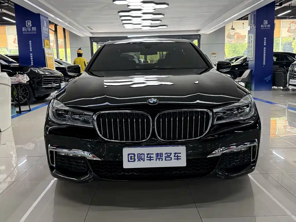BMW 7 Series 2018 — фото 2
