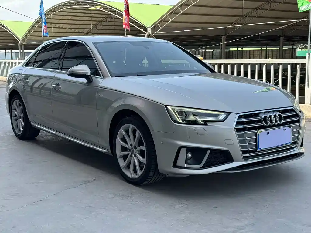 Audi A4L 2019 — фото 3