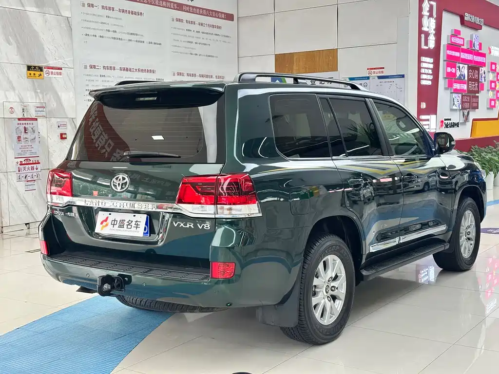 Toyota Land Cruiser 2016 — фото 4