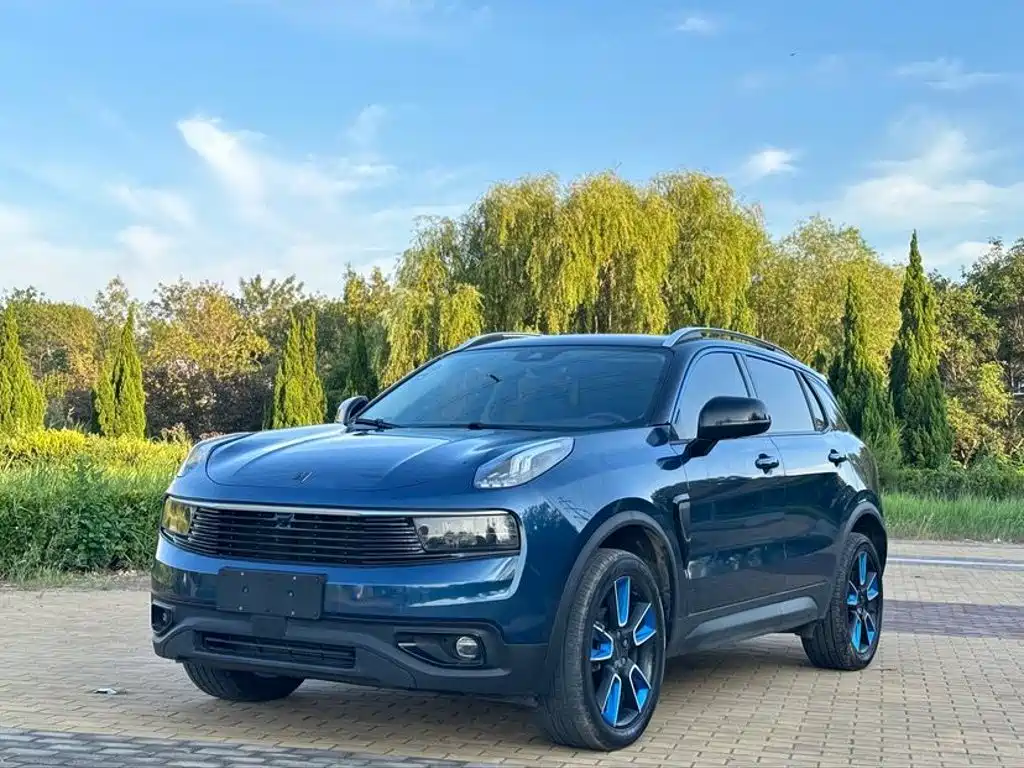 Lynk & Co 01 2019