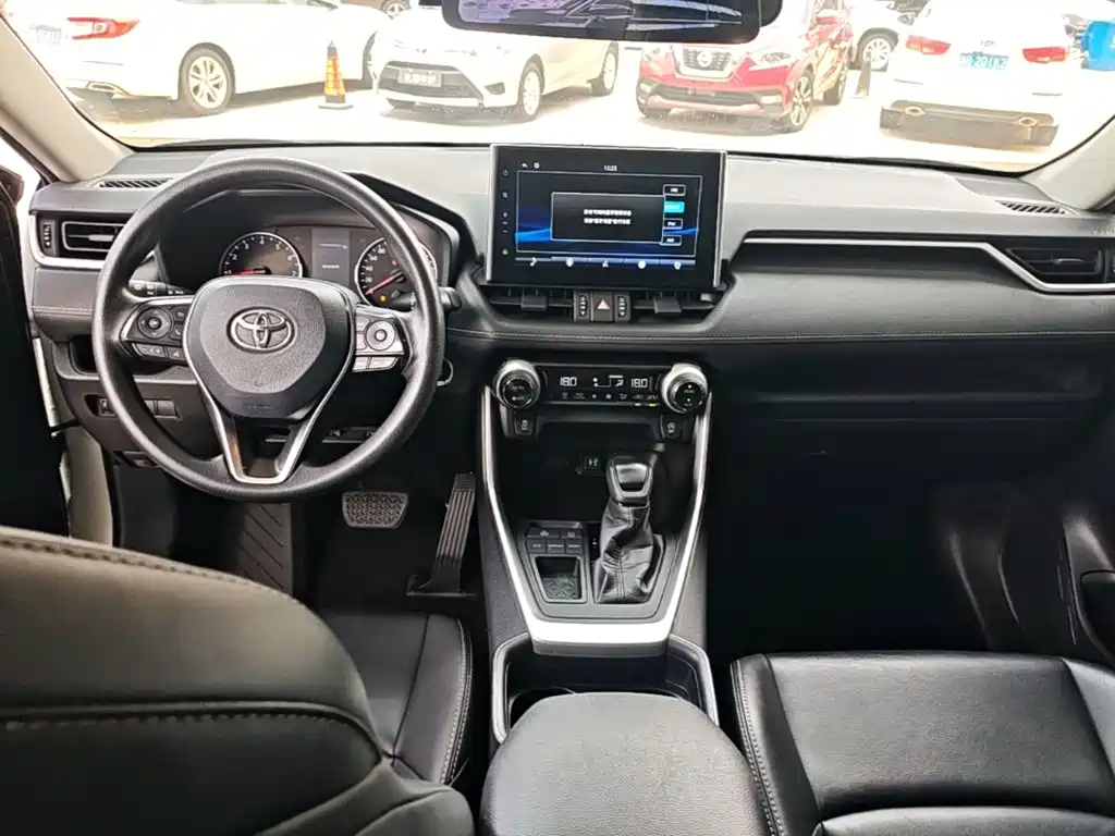 Toyota Wildlander 2020 — фото 10