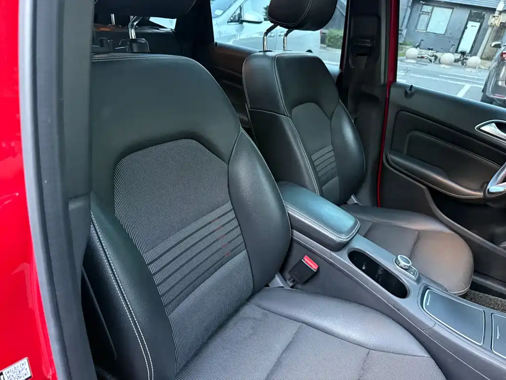 Mercedes-Benz B-Class 2015 — фото 21