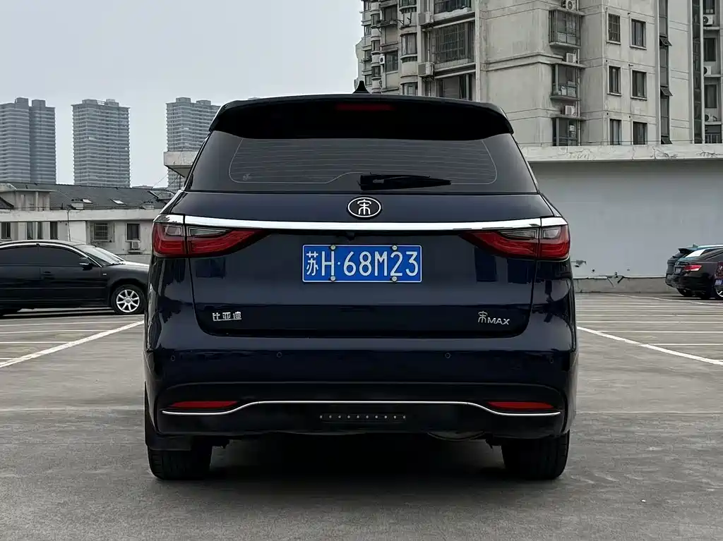 BYD MAX 2018 — фото 9